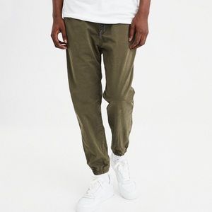 American Eagle ‘Next Level Flex’ joggers - green